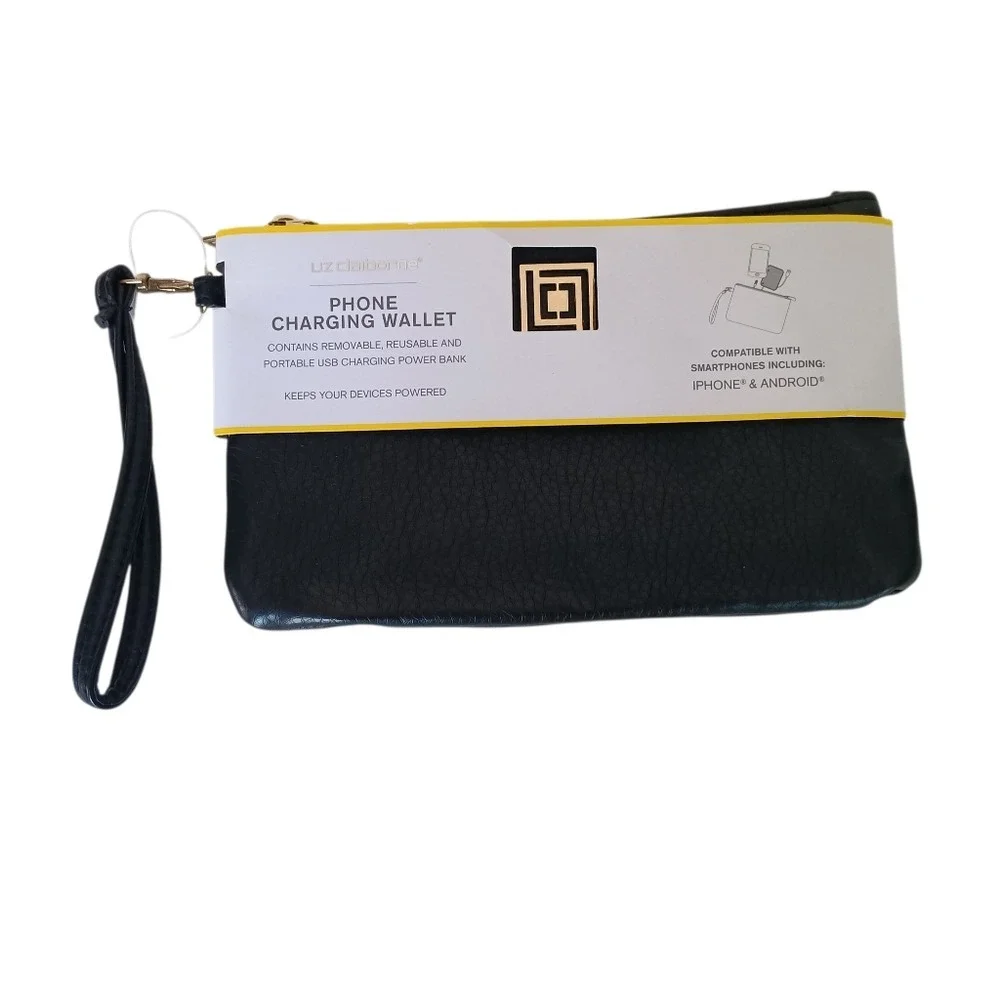 Liz Claiborne Phone Charging Wallet OS Black Pebbled Faux Leather Wristlet